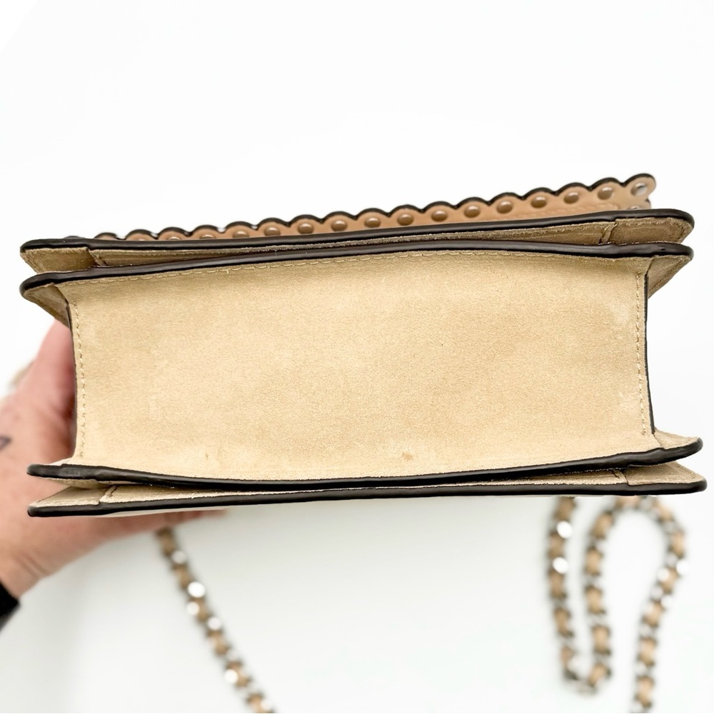 Tory Burch Beige Scalloped Leather Crossbody with Silver Chain - Picture 8 of 14